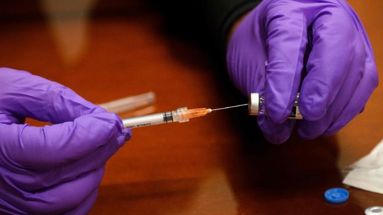 Papa Francisko Chanjo dhidi ya UVIKo-19 ni wajibu wa kimaadili kwa kila mtu ili kuhakikisha usalama, ustawi na maendeleo ya wengi.