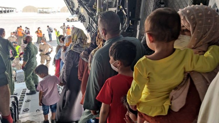 Afganistan: apele o otwarcie korytarzy humanitarnych 