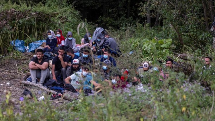 Polska: apel biskupów o gościnność dla uchodźców