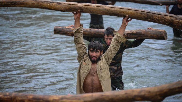 Papa Francisko: Katika majanga, mateso na mahangaiko ya watu wa Mungu, Mama Kanisa anawaalika watoto wake kujikita katika sala, toba na kufunga ili kulilia huruma na upendo wa Mungu.