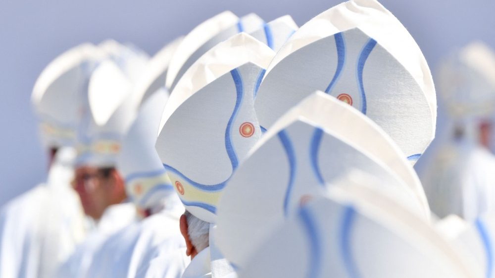 Záber zo svätej omše