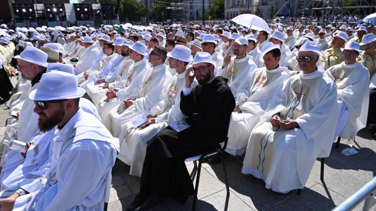 ĐTC chủ tế Thánh lễ kết thúc Đại hội Thánh Thể lần thứ 52 tại Budapest