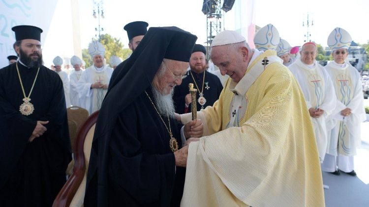 ĐTC chủ tế Thánh lễ kết thúc Đại hội Thánh Thể lần thứ 52 tại Budapest