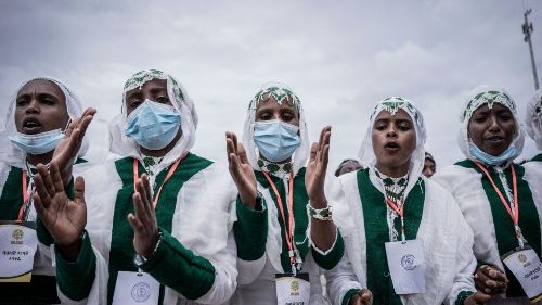 Parolin: „Welt braucht Führungskraft von Frauen“