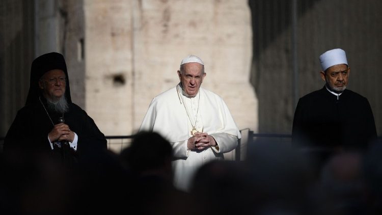Papież z prawosławnym patriarchą Konstantynopola i wielkim imamem Al-Azhar