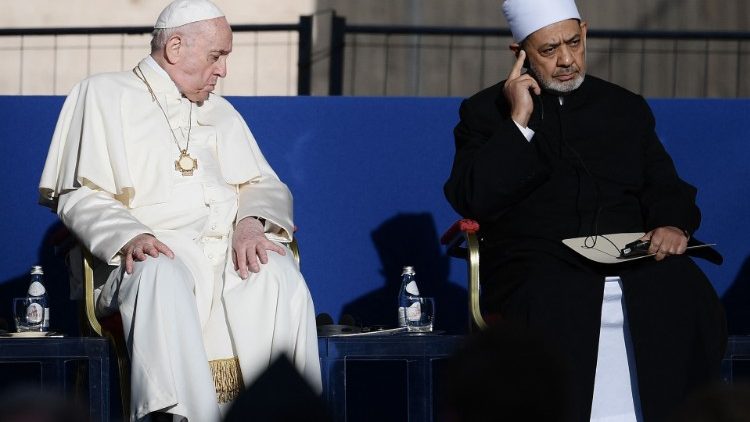 Franziskus mit al-Tayyeb