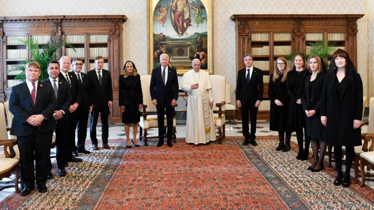 Präsident Bidens Audienz bei Papst Franziskus