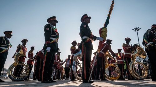 Llamamiento del Papa por Etiopía y Sierra Leona en el Ángelus 