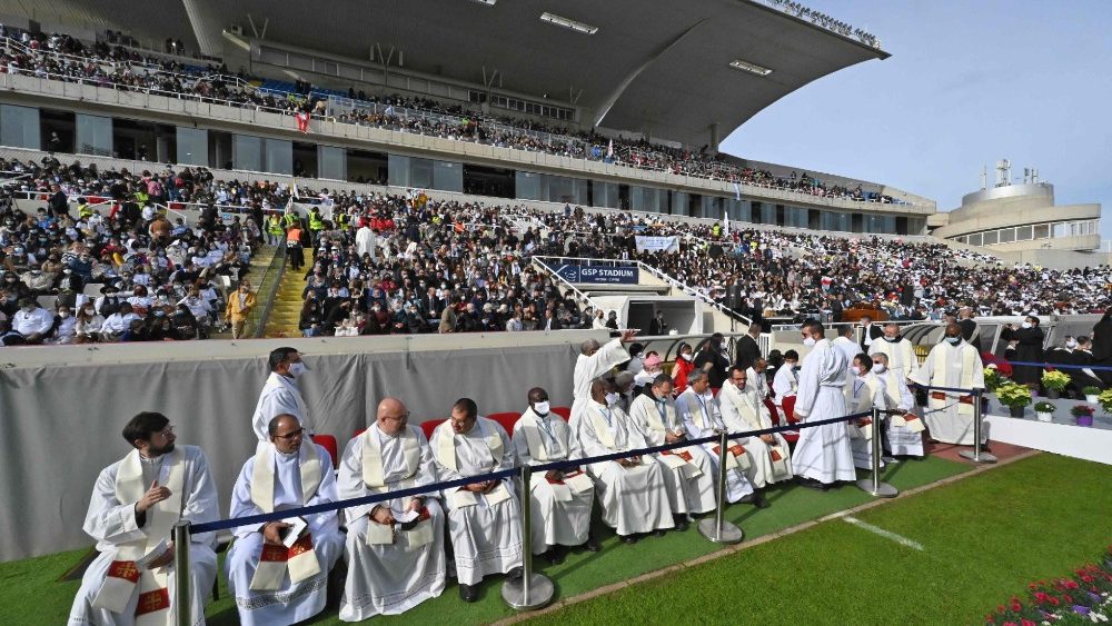 CYPRUS-VATICAN-RELIGION-POPE