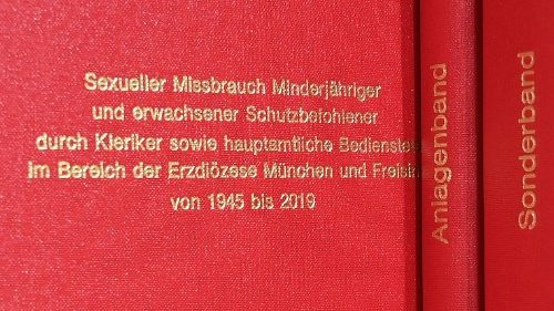Rapport övergrepp i München. Benedictus XVI förtydligar 
