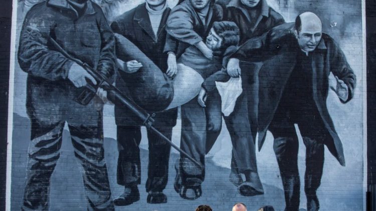 Biskup Derry 50 lat po Krwawej Niedzieli: są spory, nie ma wojny