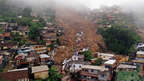 Papst: Beileid an Betroffene der Erdrutsche in Brasilien