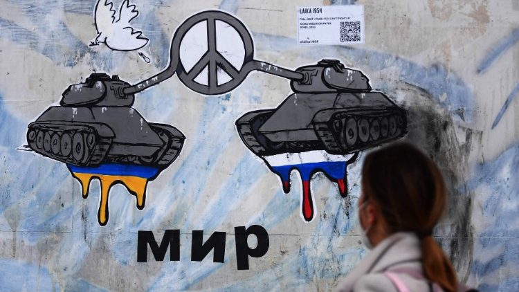 Graffito: Panzer mit Friedenssymbol