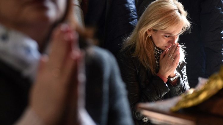 Entre os elementos indispensáveis ao desenvolvimento da espiritualidade está a oração