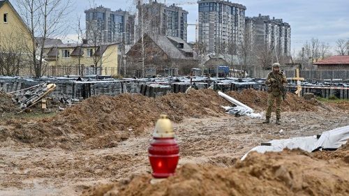 Pope Francis appeals for Easter truce in Ukraine