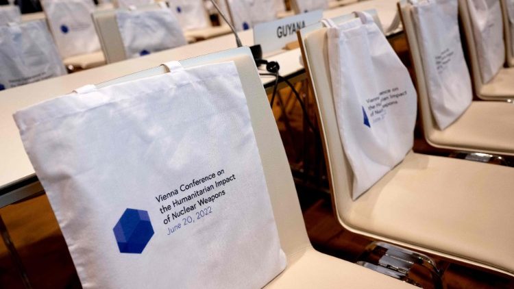 У зале сустрэчы дзяржаў-удзельніц Дагавора аб забароне ядзернай зброі