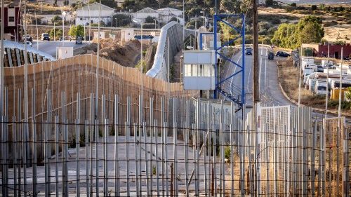 COMECE: Respetar la dignidad de los migrantes y refugiados