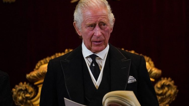Re Carlo III alla cerimonia di proclamazione