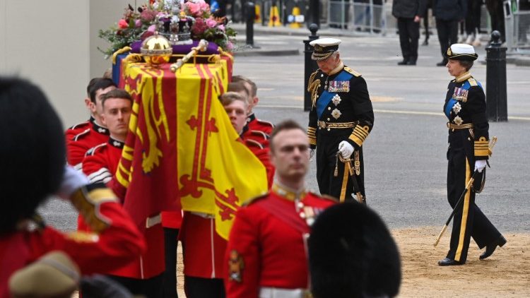 Świat żegna królową Elżbietę II