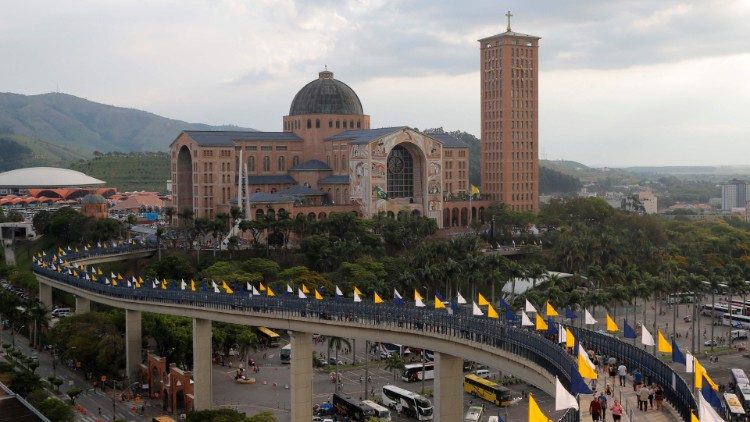 Le sanctuaire Notre-Dame d'Aparecida, le 12 octobre 2022, jour de la fête de Notre-Dame d'Aparecida, sainte patronne du Brésil. 