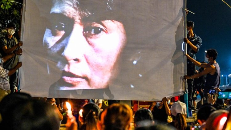 Demo für die frühere Staatsrätin von Myanmar, Aung San Suu Kyi