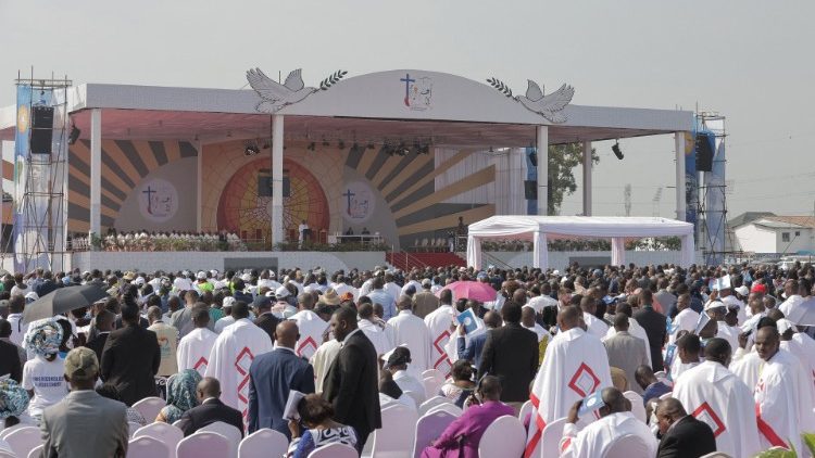 Святая Месса в Киншасе (ДРК, 1 февраля 2023 г.)