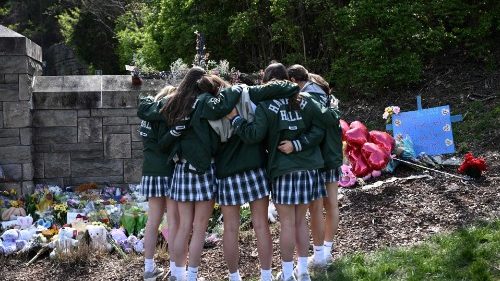 La Iglesia de Nashville de luto por las víctimas de otro tiroteo masivo en EE.UU.