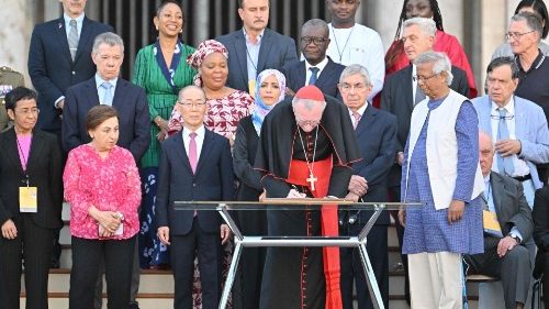 Святы Айцец: мір патрабуе братэрства, а братэрства – сустрэчы