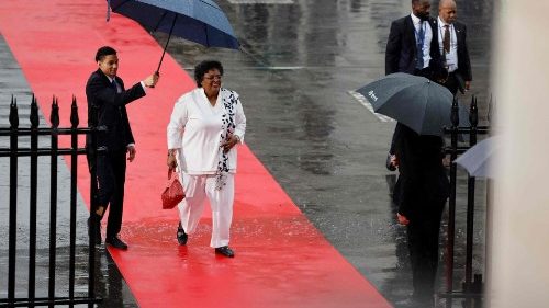 Un nouveau pacte financier Nord-Sud discuté à Paris