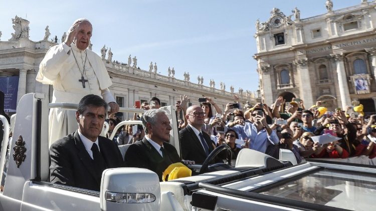 Papa Francesco in Piazza San Pietro