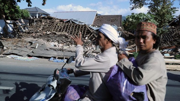 earthquake-in-west-nusa-tenggara-1533555545394.jpg