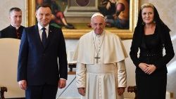 pope-francis-meets-polish-president-andrzej-d-1539594074804.jpg
