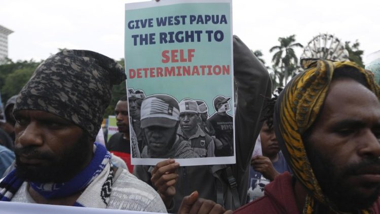 declaración llamamiento obispos anglicanos Papúa Occidental autodeterminación