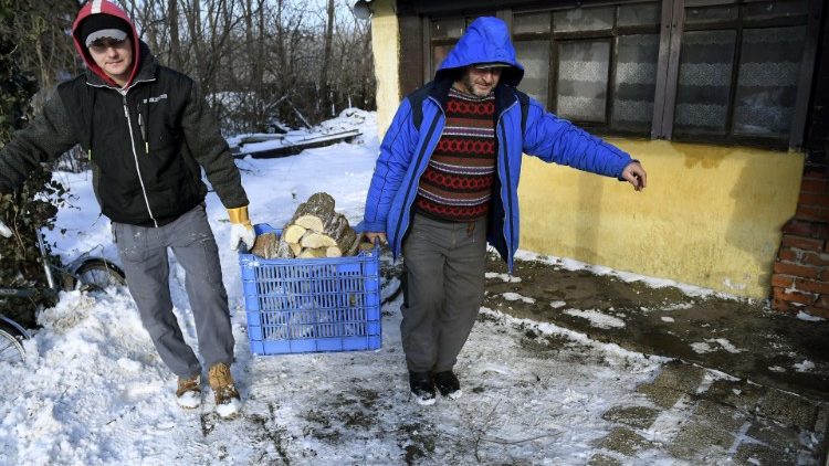 Hilfskräfte der Caritas im Einsatz
