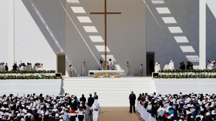 Святая Месса в Абу-Даби