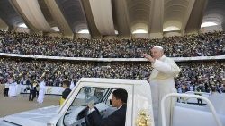 pope-francis-visits-uae--1549358631898.jpg