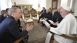 pope-francis--audience-with-microsoft-preside-1550076289894.jpg