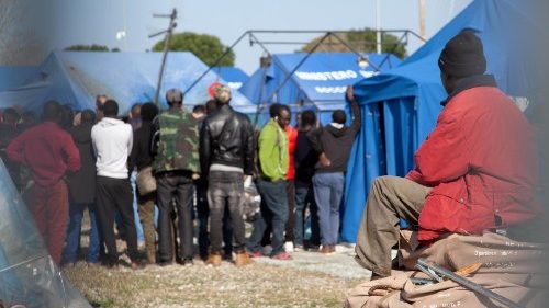 Regolarizzazione dei migranti, una questione di dignità 