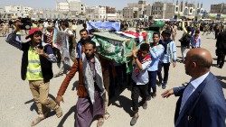 funeral-of-schoolchildren-allegedly-killed-by-1554905629752.jpg