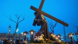 holy-week-tradition-in-sevilla-1555452530390.jpg