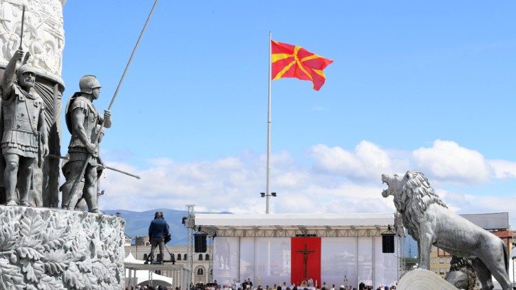 pope-francis-visits-north-macedonia-1557221330231.jpg