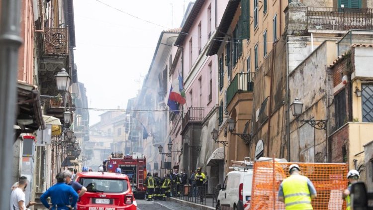 Il luogo dell'incendio a Rocca di Papa