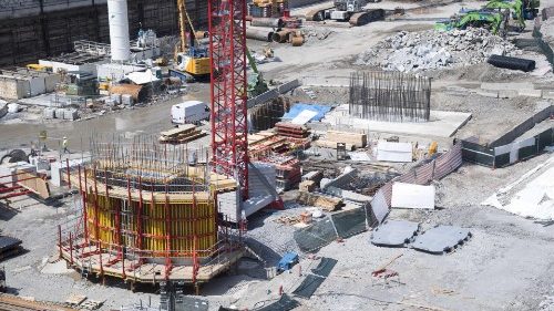 Ponte Morandi, Genova: il 14 agosto messa del card. Bagnasco per l’anniversario del crollo. 