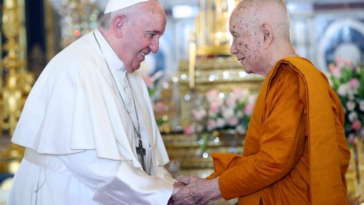 Papież z buddyjskim patriarchą Tajlandii