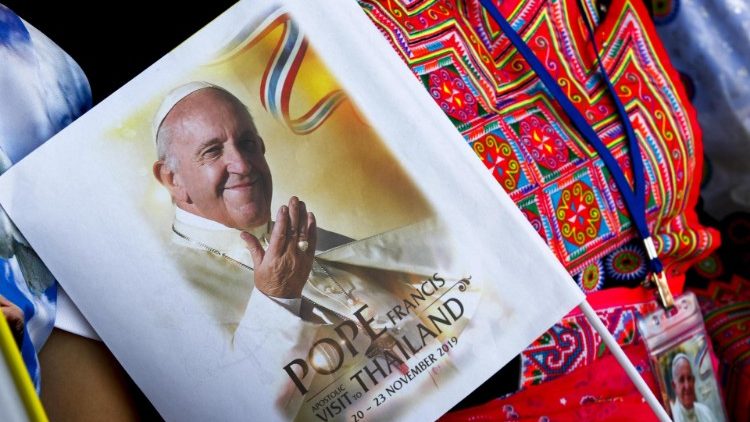 Pope Francis visits Thailand&#x9;