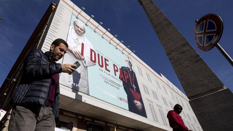 Netflix gibt kommenden Freitag auch den Spielfilm „Die zwei Päpste“ frei