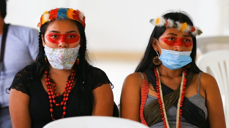 Índias da Amazônia (Equador)