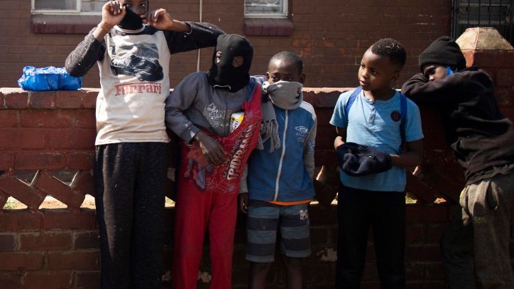 Afryka: Kto zyskuje na pandemi?