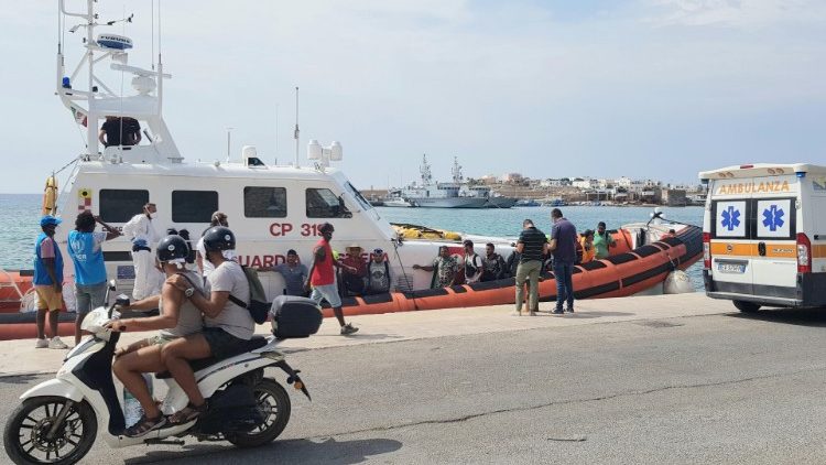 Kościoły Europy: unijna polityka musi respektować prawa migrantów