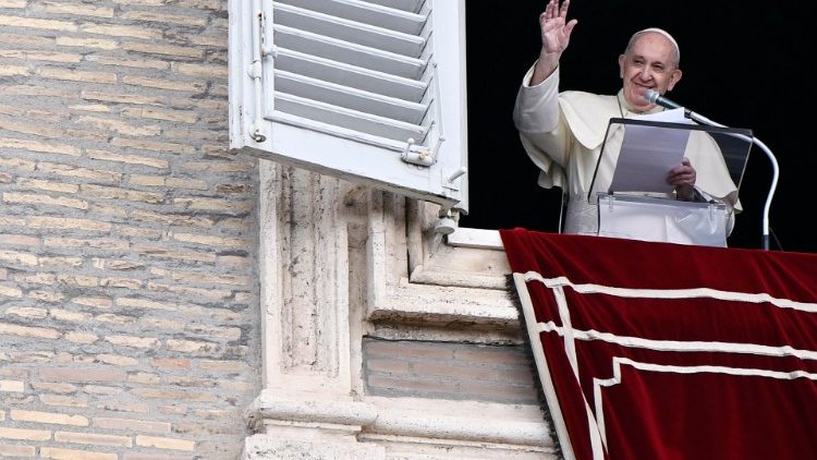 Papież: bądźmy Kościołem bogatym w owoce świętości